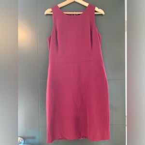 Elegant Burgundy Sleeveless Dress